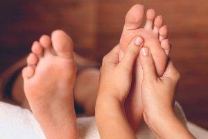 7 tips to improve foot health