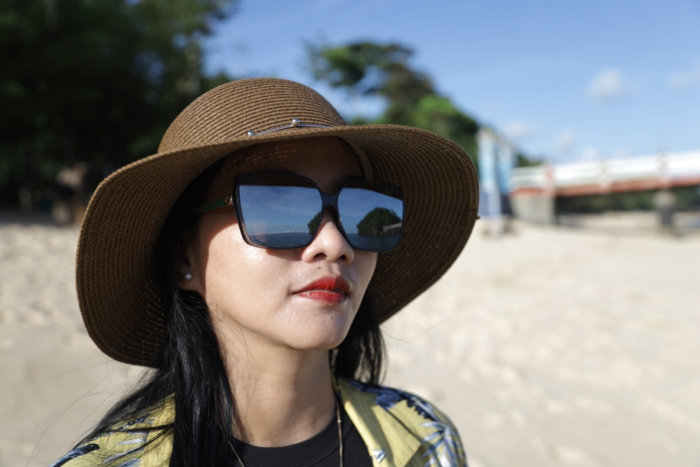 Safeguard Your Sight: 5 Reasons to Wear Sunglasses