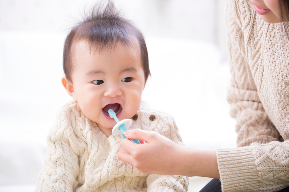 Teething Truths: Debunking Baby Teething Myths
