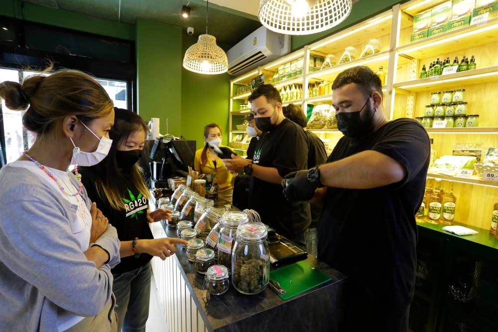 Thailand PM Vows Tighter Medical Cannabis Control amidst Sprouting Dispensaries